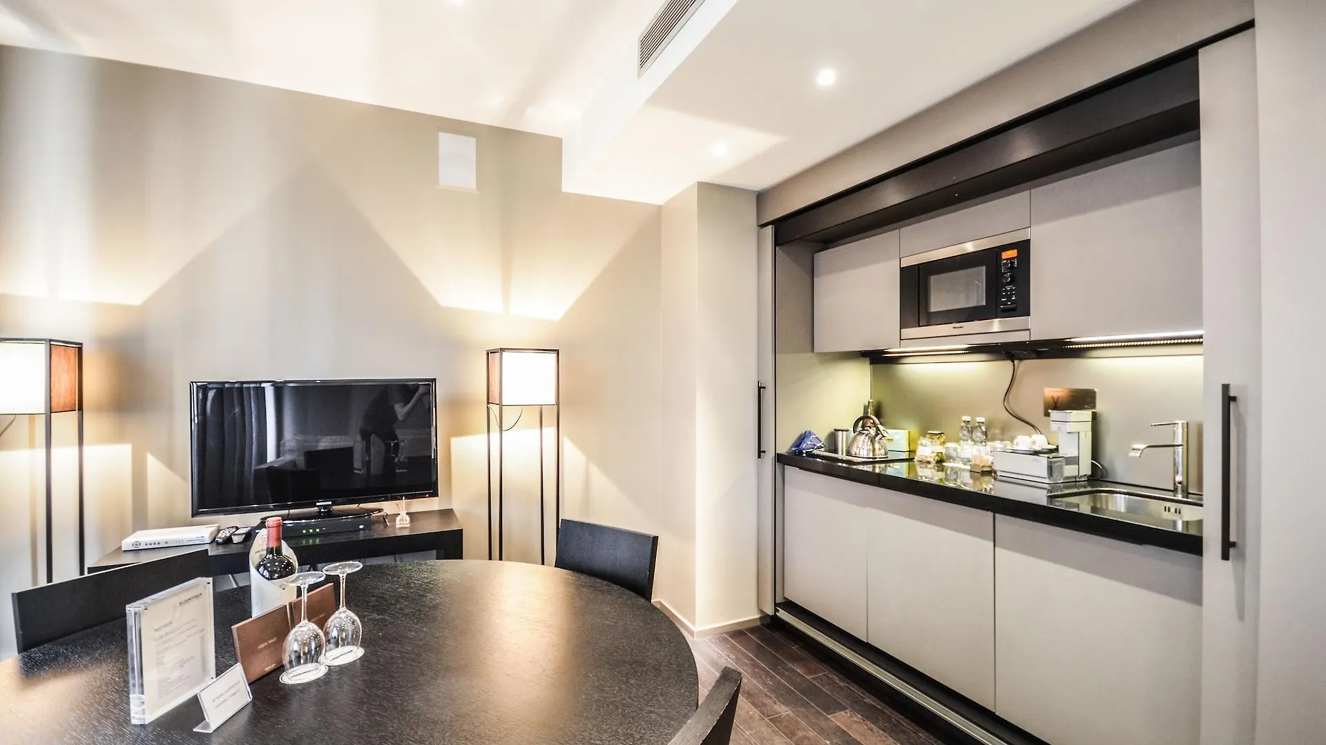 Allegroitalia San Pietro All'Orto 6 Milan Aparthotel